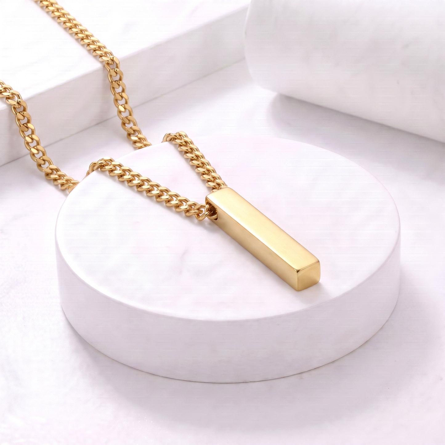 Legacy Necklace Gold